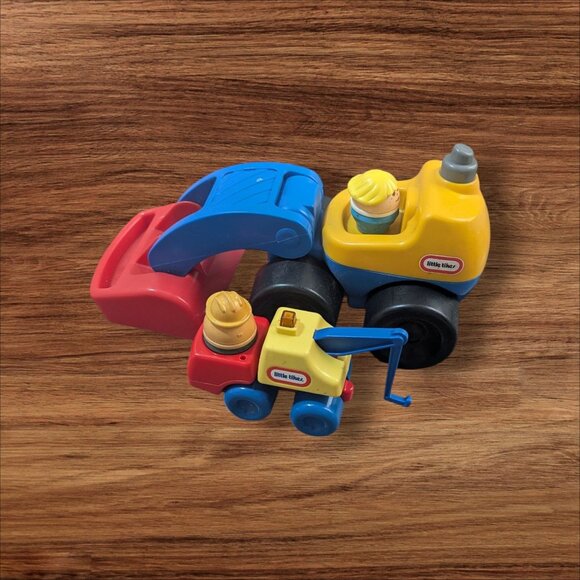 Little Tikes Construction Vehicles With Two Figures front loader pretend play - Picture 2 of 10
